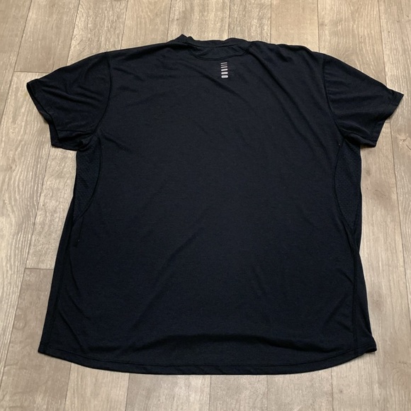 Mens Under Armour The Streaker‎ Running Crewneck Performed Short Sleeve T-Shirt - Picture 2 of 5